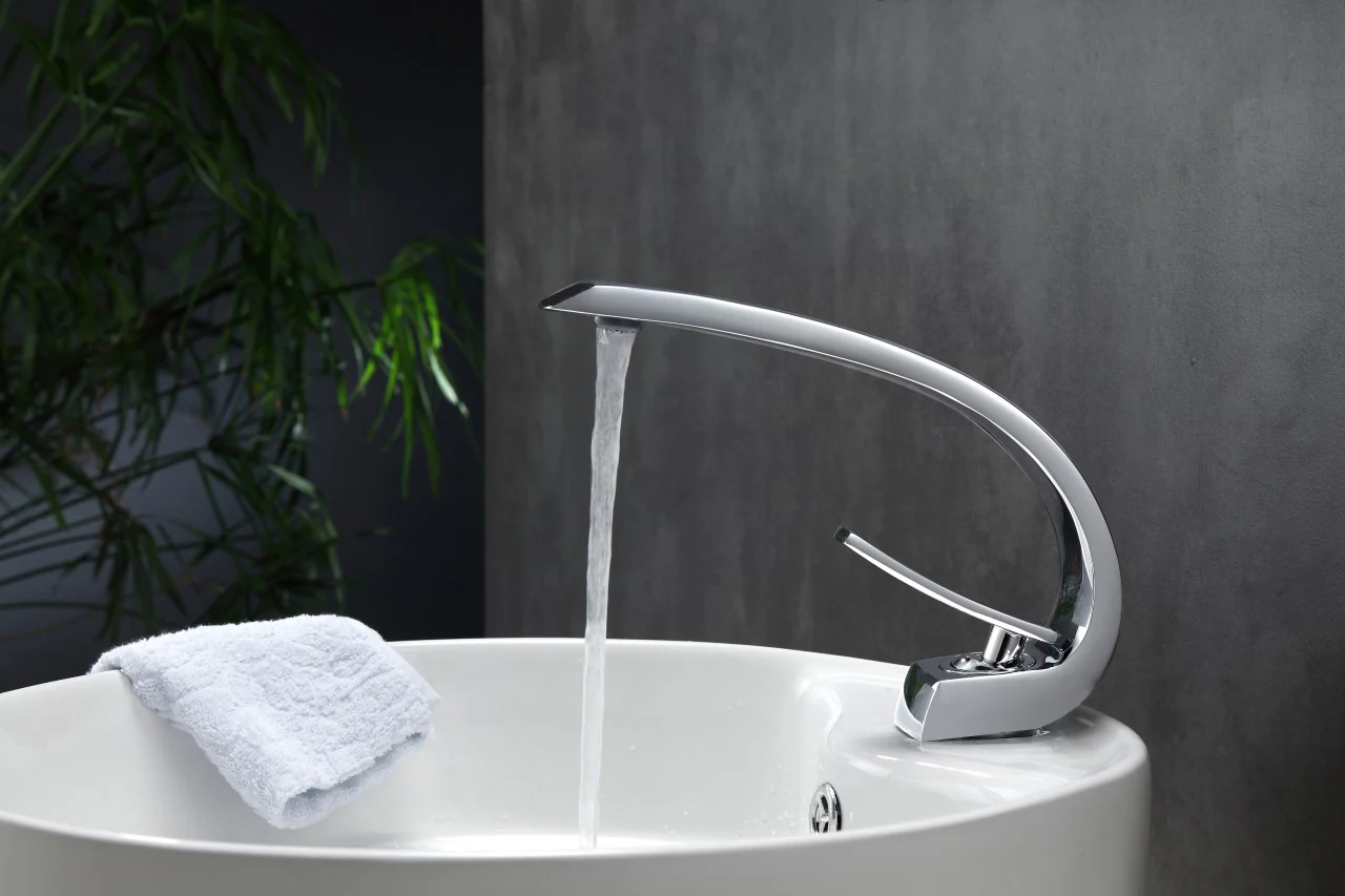 Kubebath Aqua Arcco Single Hole Mount Bathroom Vanity Faucet - Image 2